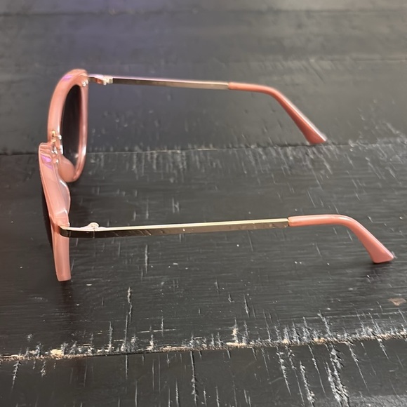 Powder Blush Pink Slight Cat Eye Sunglasses In Box Spring Summer​​ - Picture 3 of 8